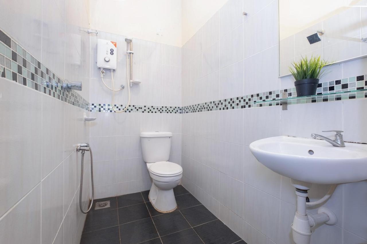 קואנטאן Oyo 89981 Nyamanya Hotel מראה חיצוני תמונה